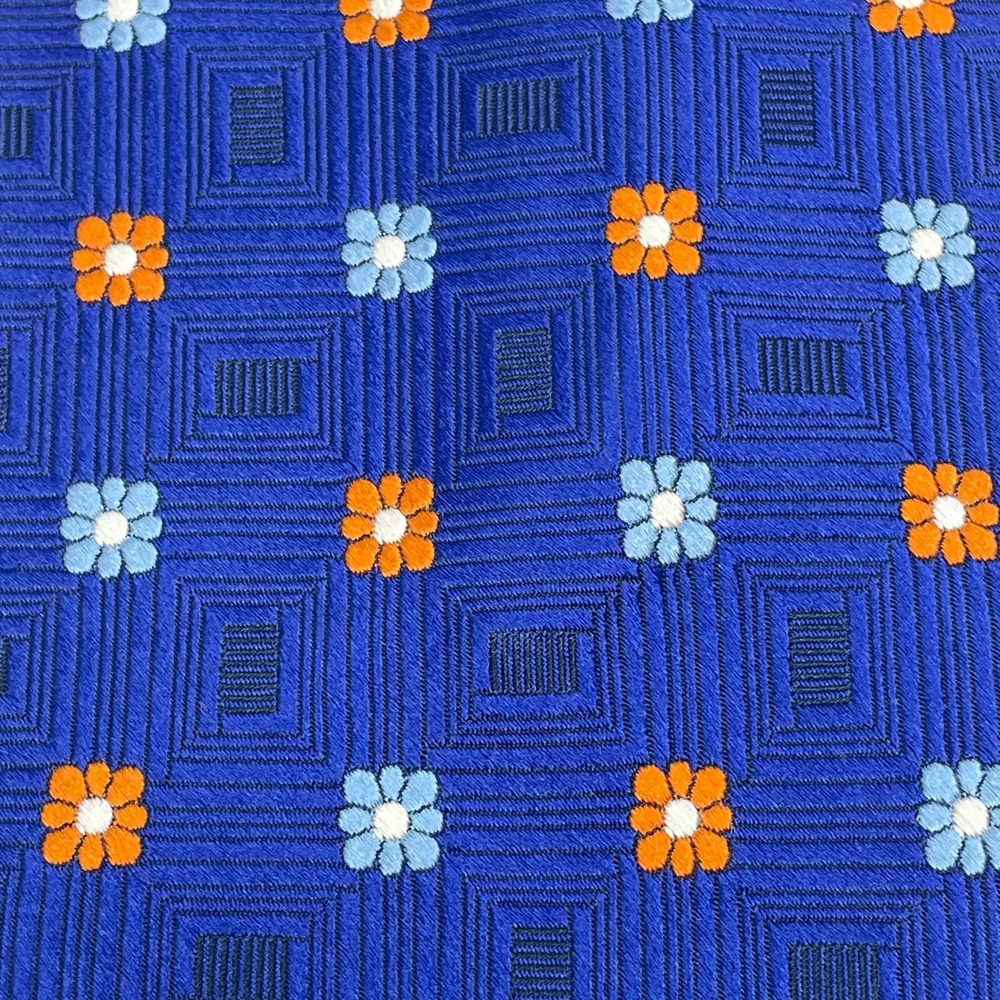 Roundtree & Yorke Blue Floral Silk Handmade Tie Necktie - Picture 2 of 3